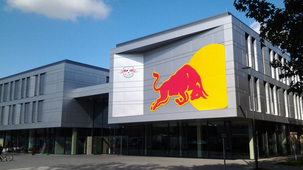 P-1865 RB Sport- und Trainingszentrum (01) P-1865 RB Sport- und Trainingszentrum (01)