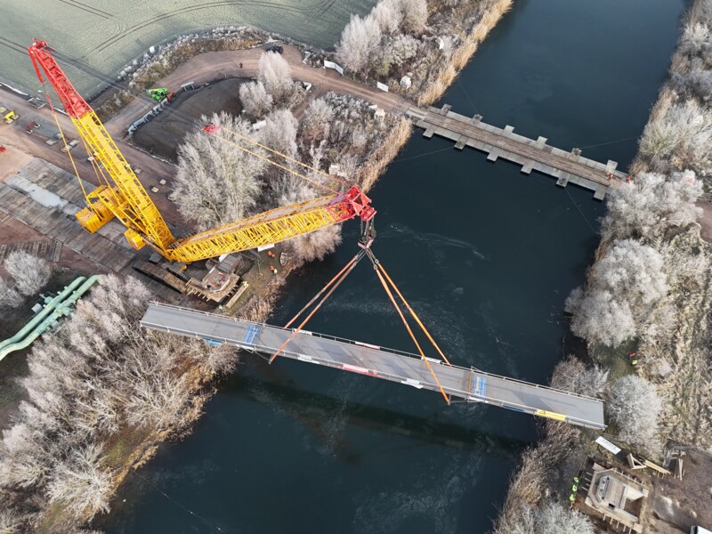 Br&uuml;cke Ruderkanal Einheben Br&uuml;cke 2