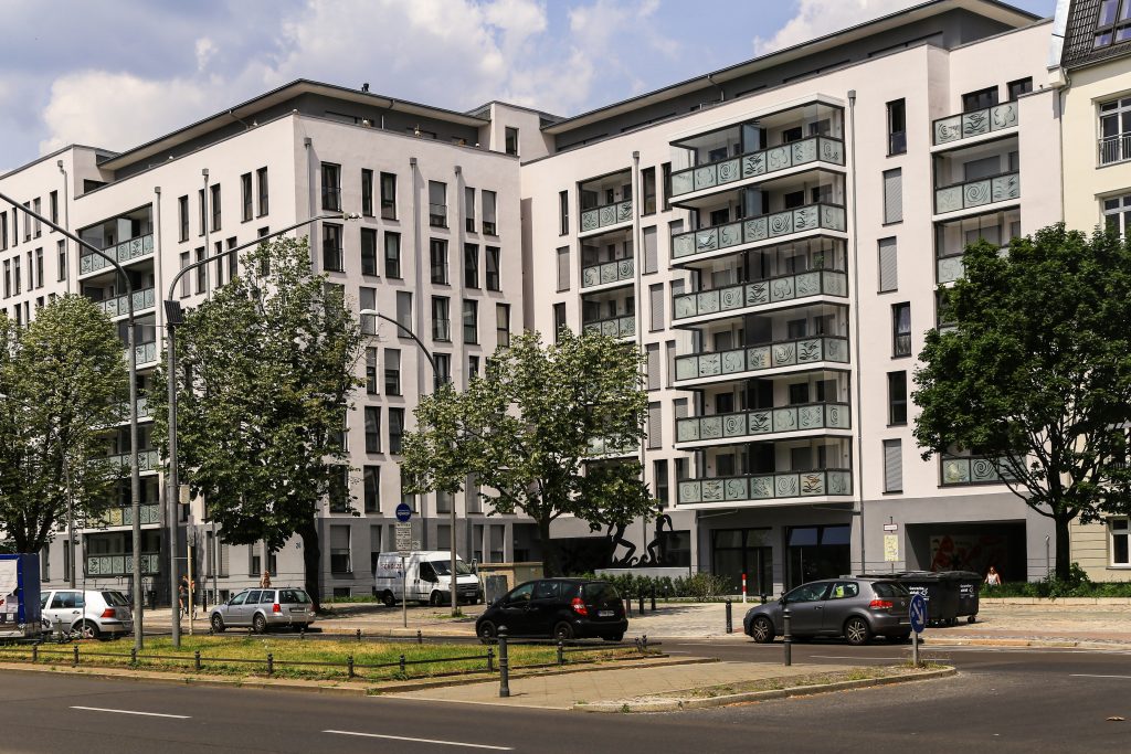 Wohnanlage OttoSuhrAllee Lochas